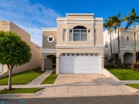 Casa en Andreas Court, Trujillo Alto